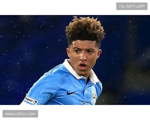 足球天才崛起：年轻球员如何通过训练与决心突破自我极限